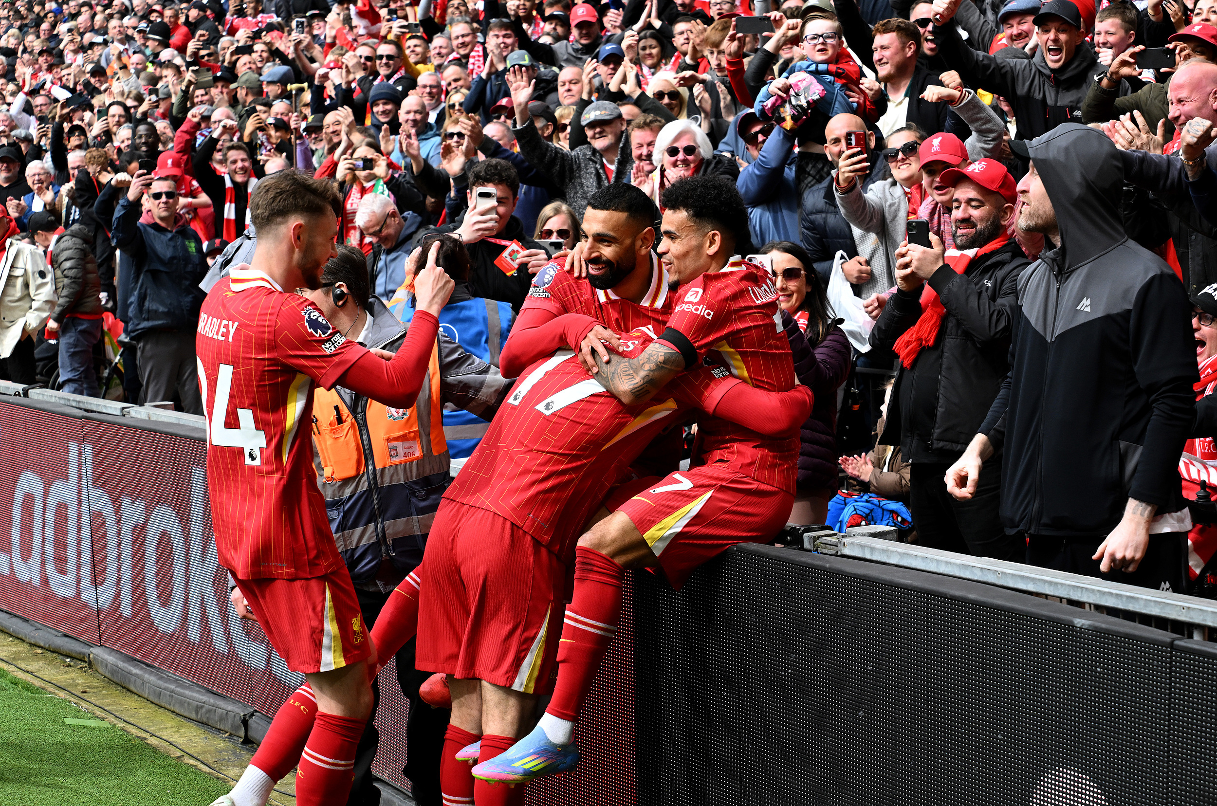 利物浦客场逆转摩纳哥，英超球队赢得关键比赛的简单介绍