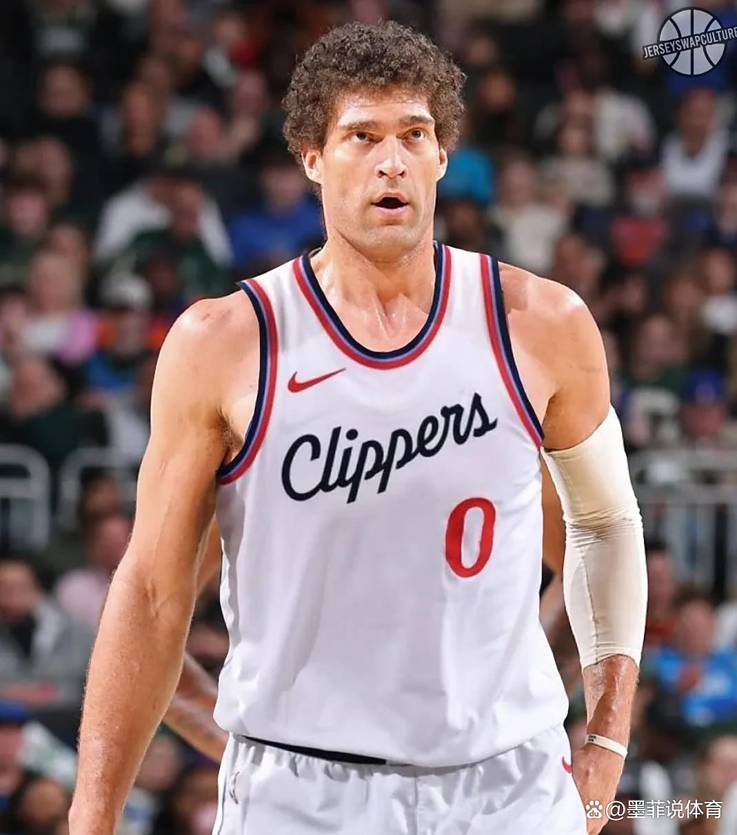 快船全队发挥优势登顶西部的简单介绍