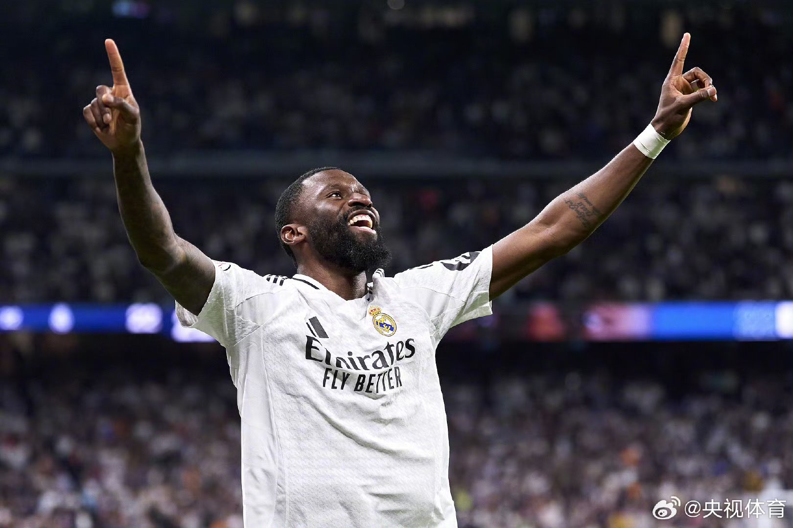 慕加格伦巴赛程胜利，设立理想进球