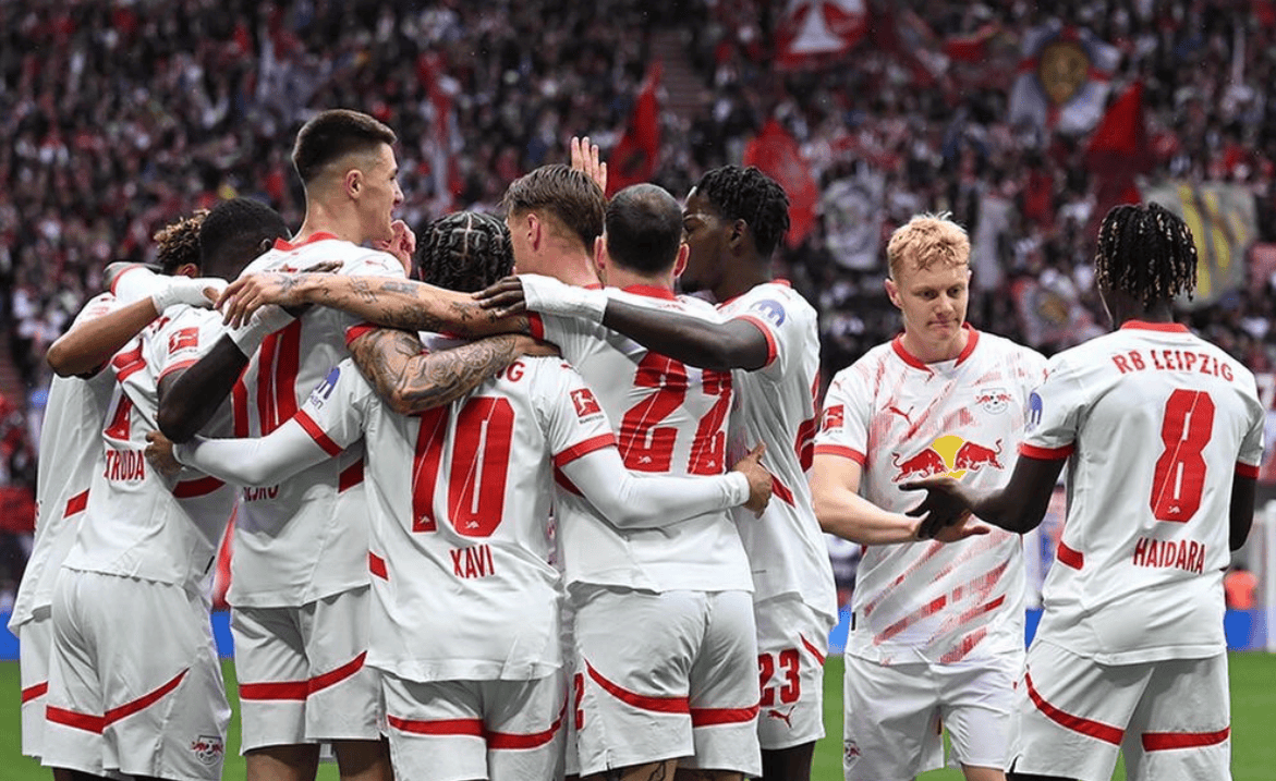 法兰克福主场大胜，喜迎三连胜势如破竹