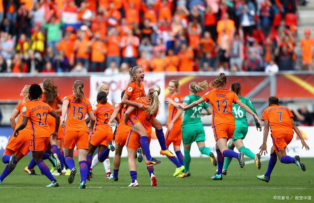 荷兰队备战与克罗地亚的关键比赛