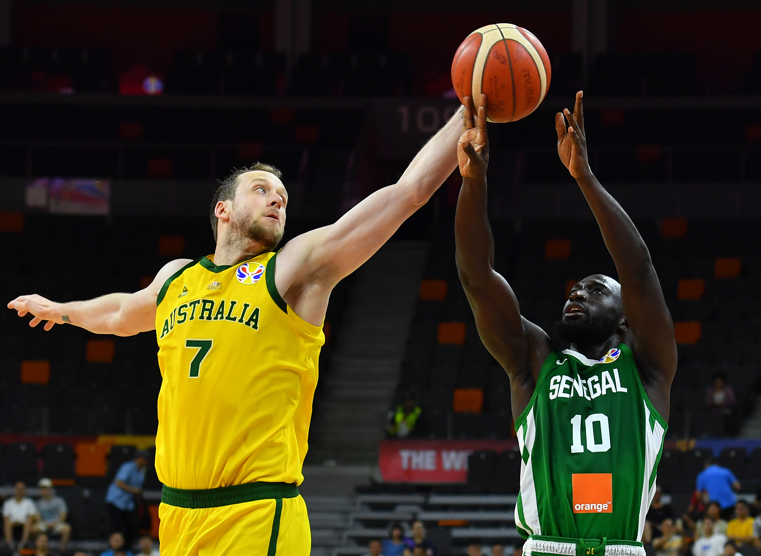 澳大利亚篮球队斩获国际赛冠军 澳大利亚篮球队斩获国际赛冠军